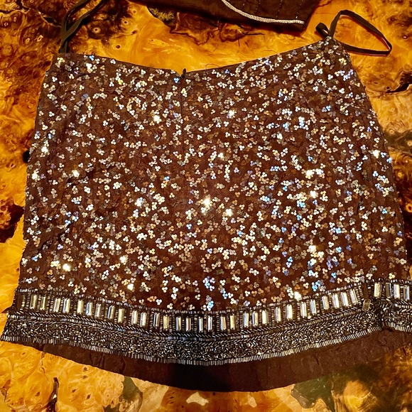 SEXY! Small 2 piece Brown sequins and sheet outfit - Picture 5 of 7